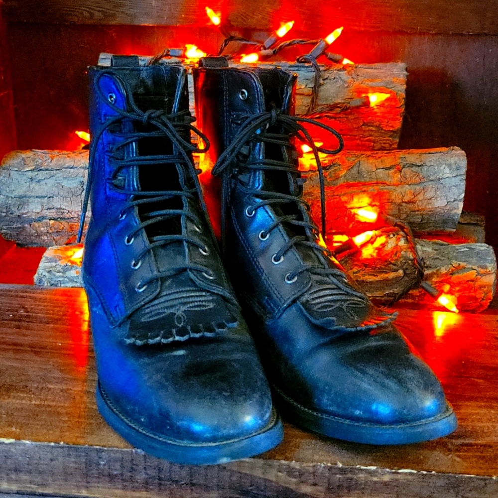 Black Ariat Lace-up Ropers